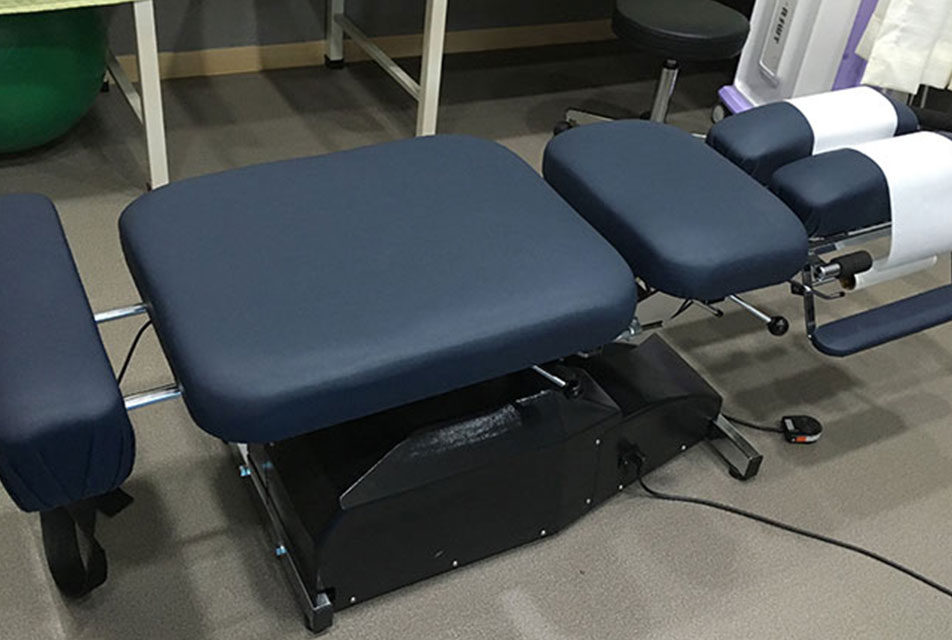 Mastar Chiropractic in Monterey Park treatment room 2