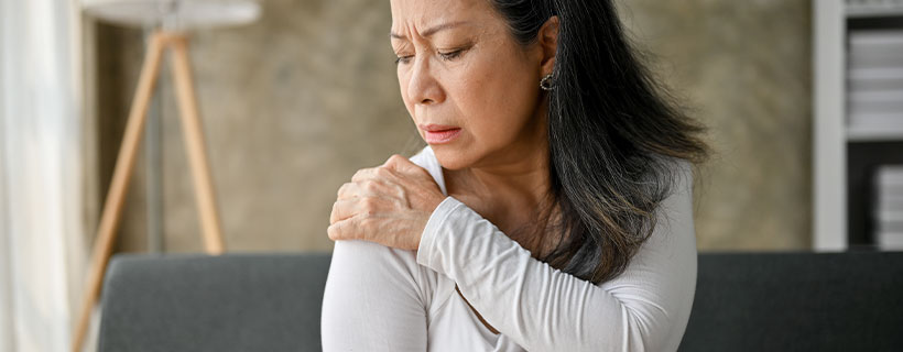 patient needing shoulder tendinopathy treatment in Monterey Park